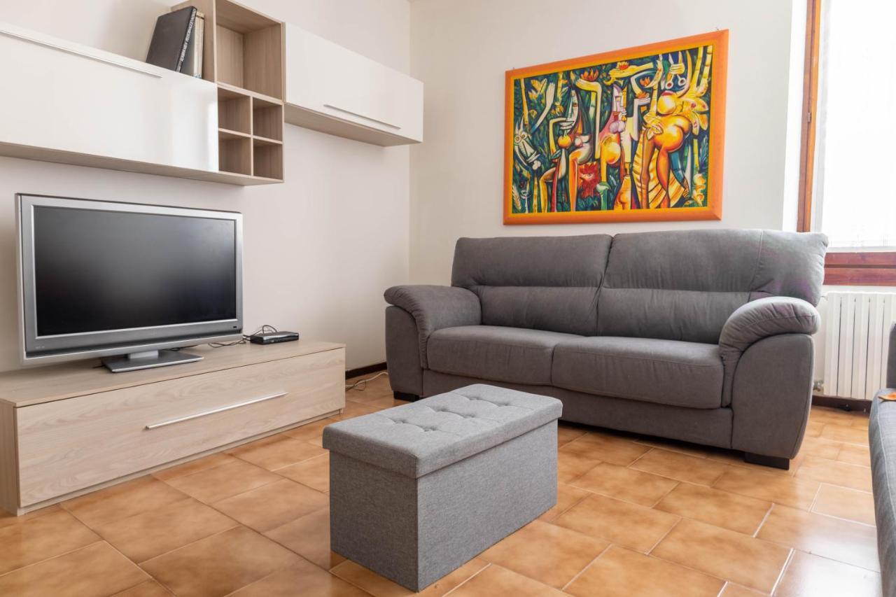 Apartamento Haus Martina Desenzano del Garda Exterior foto