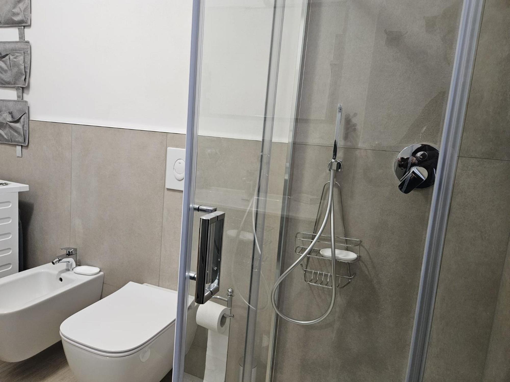Apartamento Haus Martina Desenzano del Garda Exterior foto